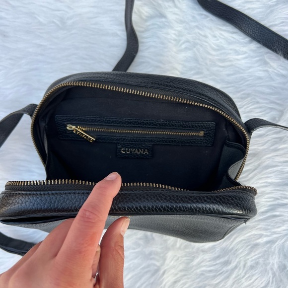 Cuyana Bags Cuyana Black Leather Tassel Crossbody Bag Poshmark